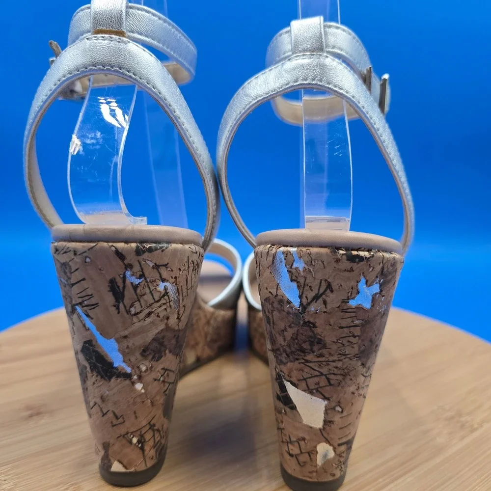 Karl‎ Lagerfeld Paris Carina Silver Metallic Leather Cork Wedge Sandals 6.5M 37B